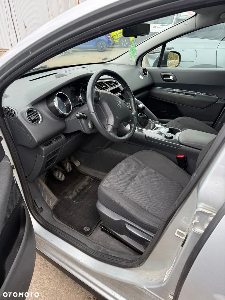 Peugeot 3008 2.0 HDi Allure - 2