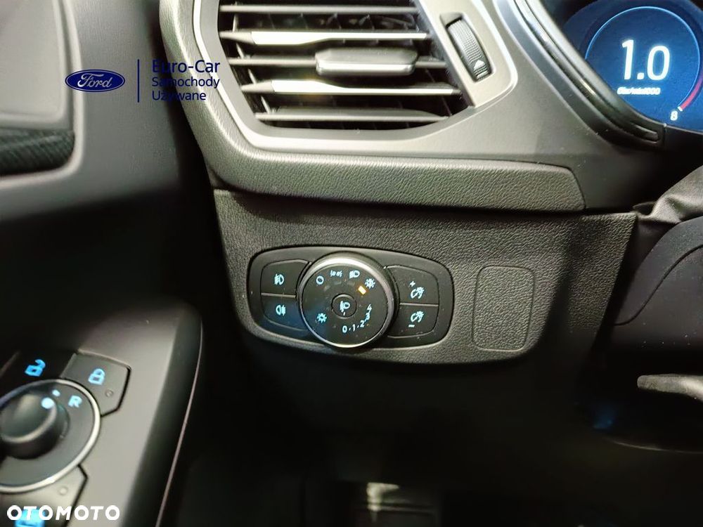 Ford Focus 1.0 EcoBoost mHEV ST-Line X - 17
