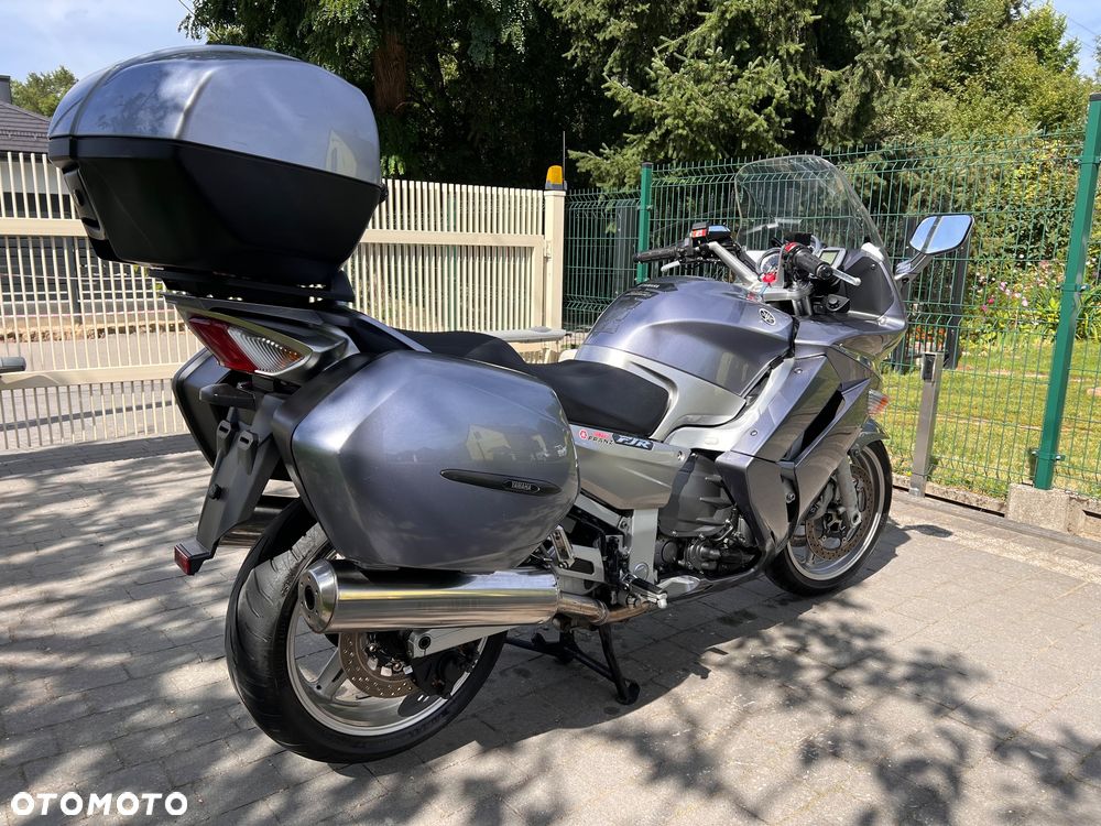 Yamaha FJR - 13