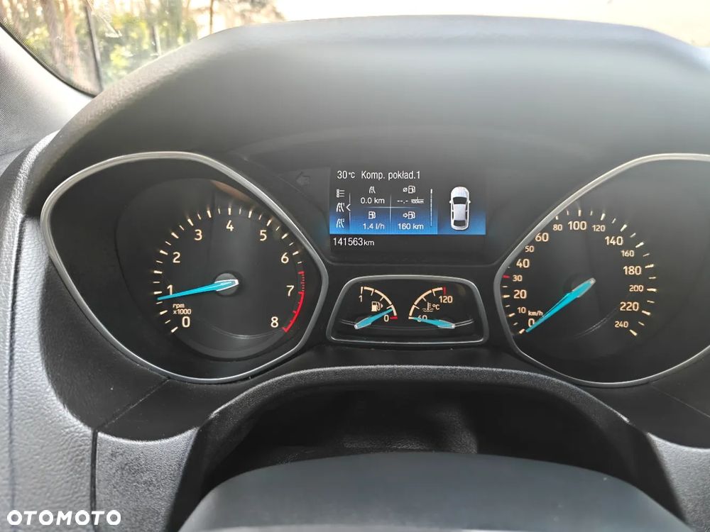 Ford Focus 1.0 EcoBoost ST-Line - 15