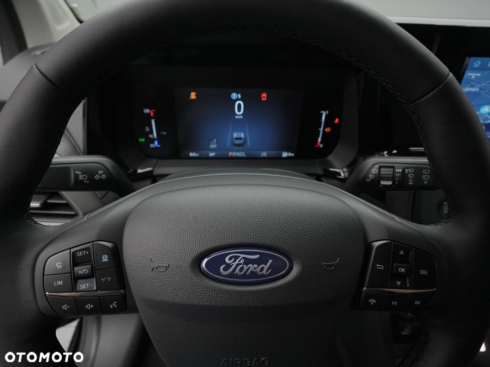 Ford Tourneo Courier 1.0 EcoBoost Titanium - 17