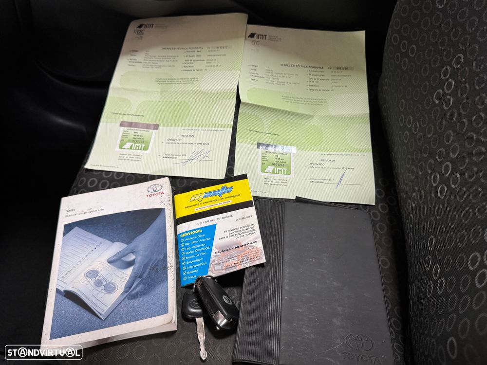 Toyota Yaris 1.0 Sol - 38