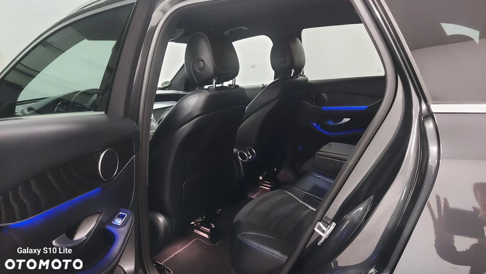 Mercedes-Benz GLC 300 de 4Matic 9G-TRONIC AMG Line - 6