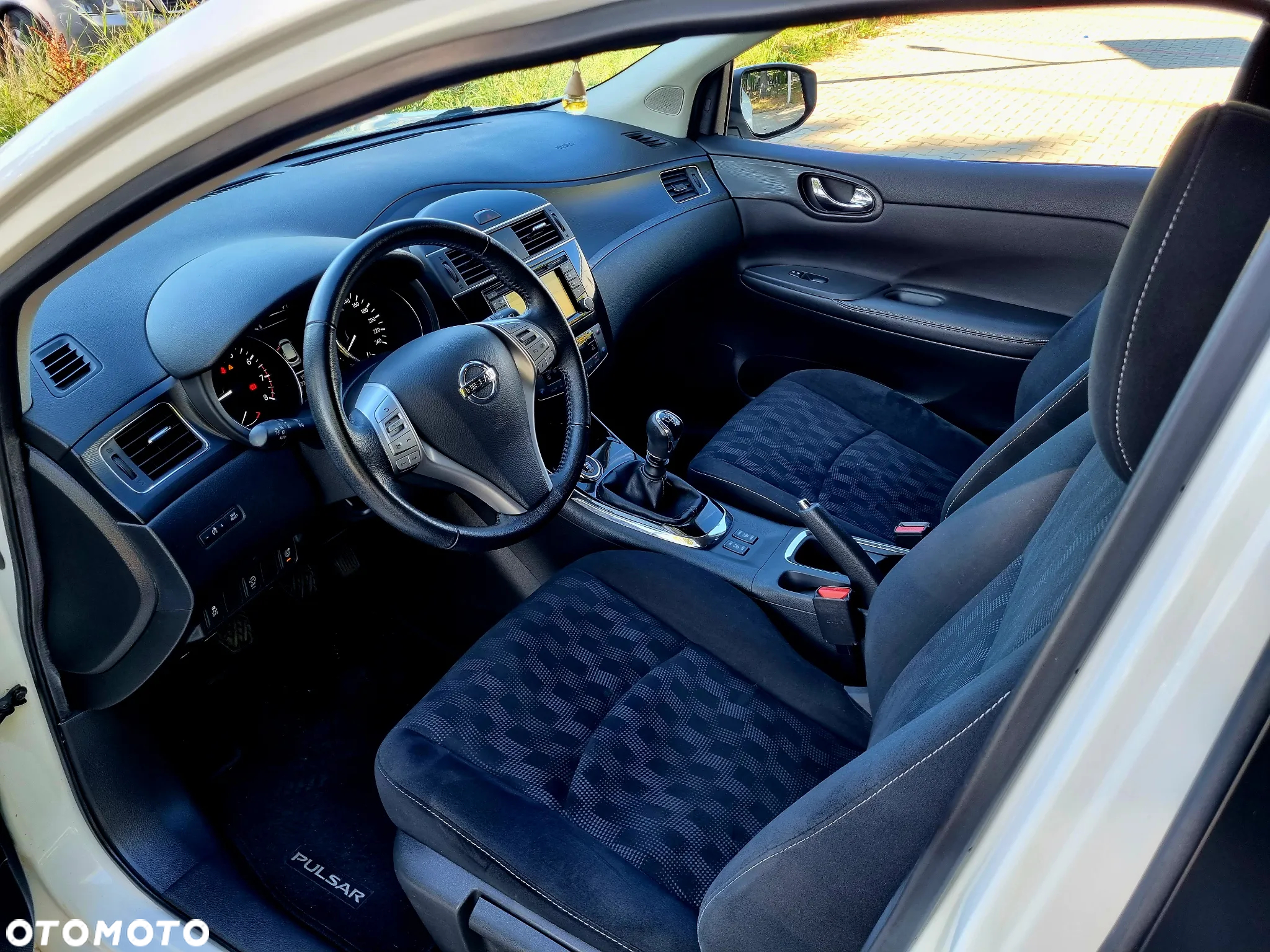 Nissan Pulsar 1.2 DIG-T Tekna - 9