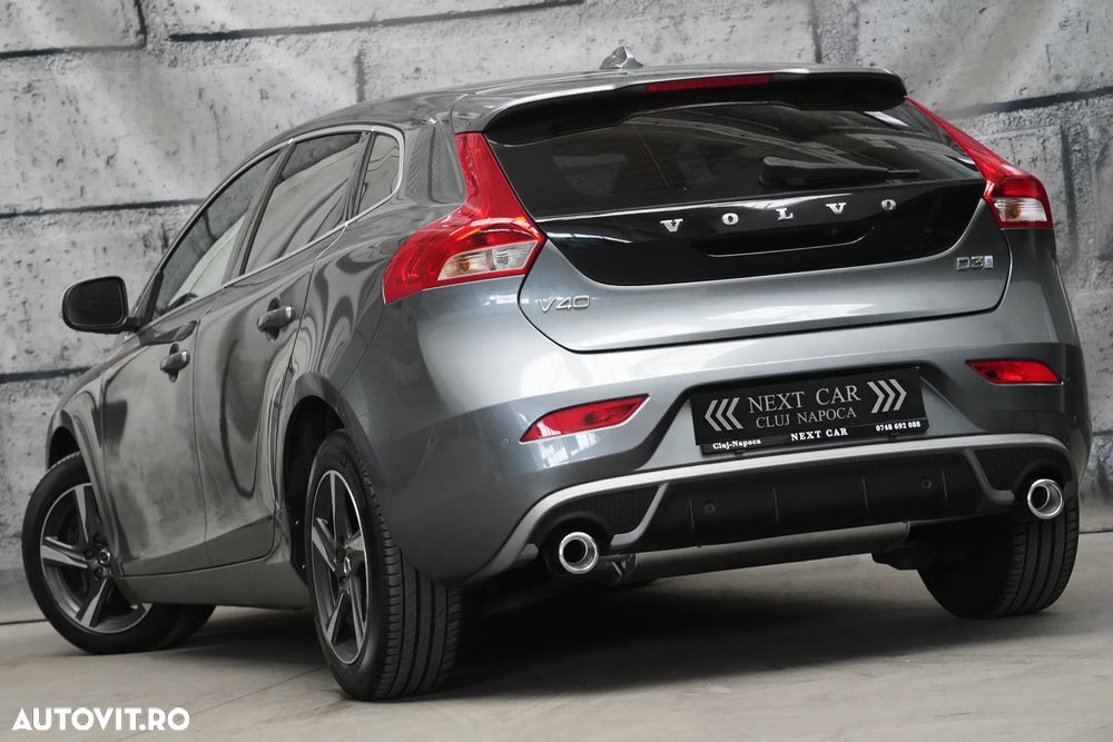 Volvo V40 D3 Geartronic RDesign - 4