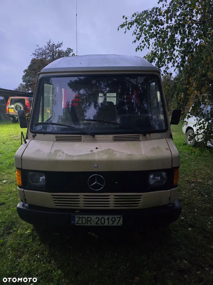 Mercedes-Benz Inny - 1