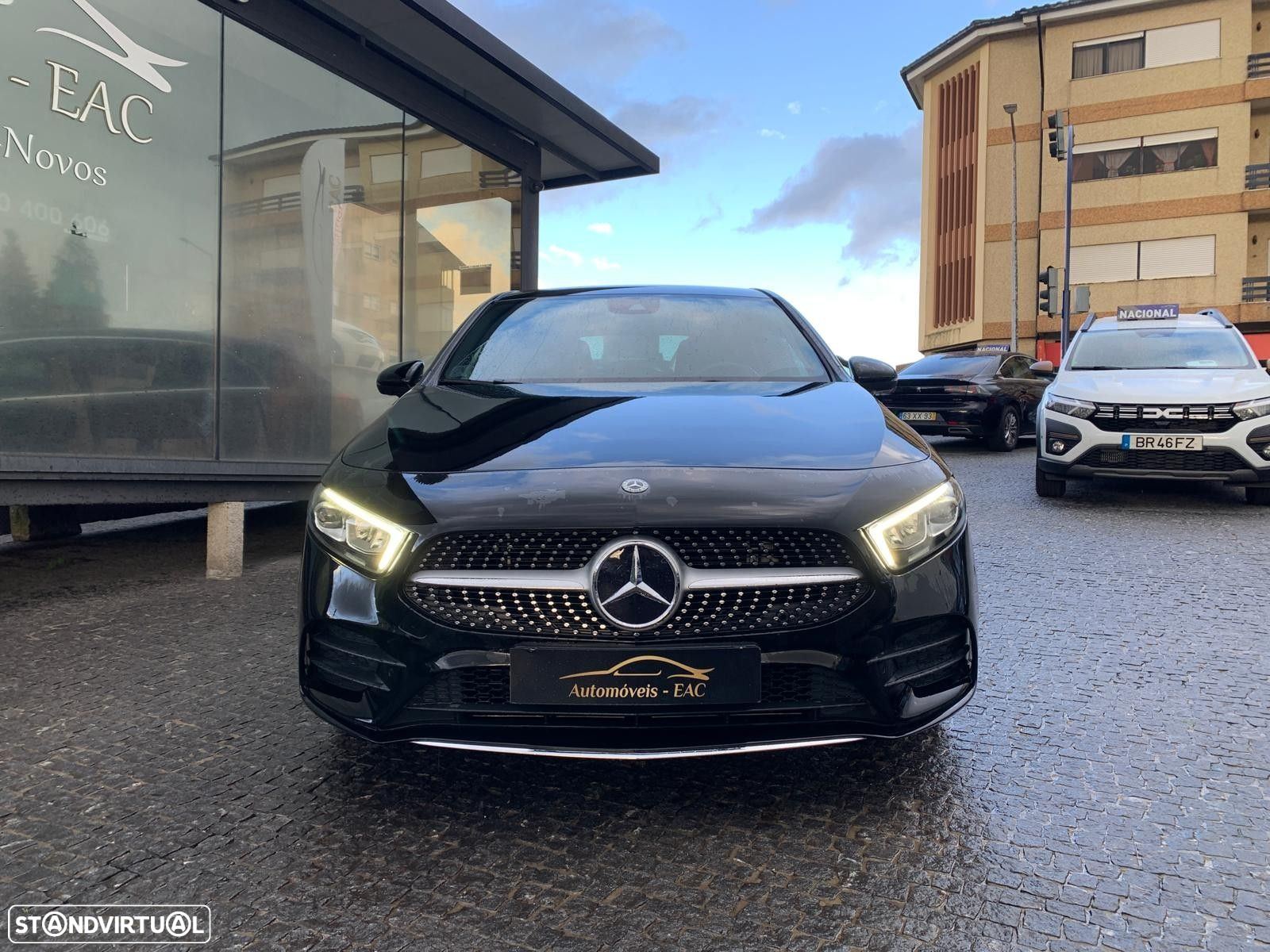 Mercedes-Benz A 250 e AMG Line - 4