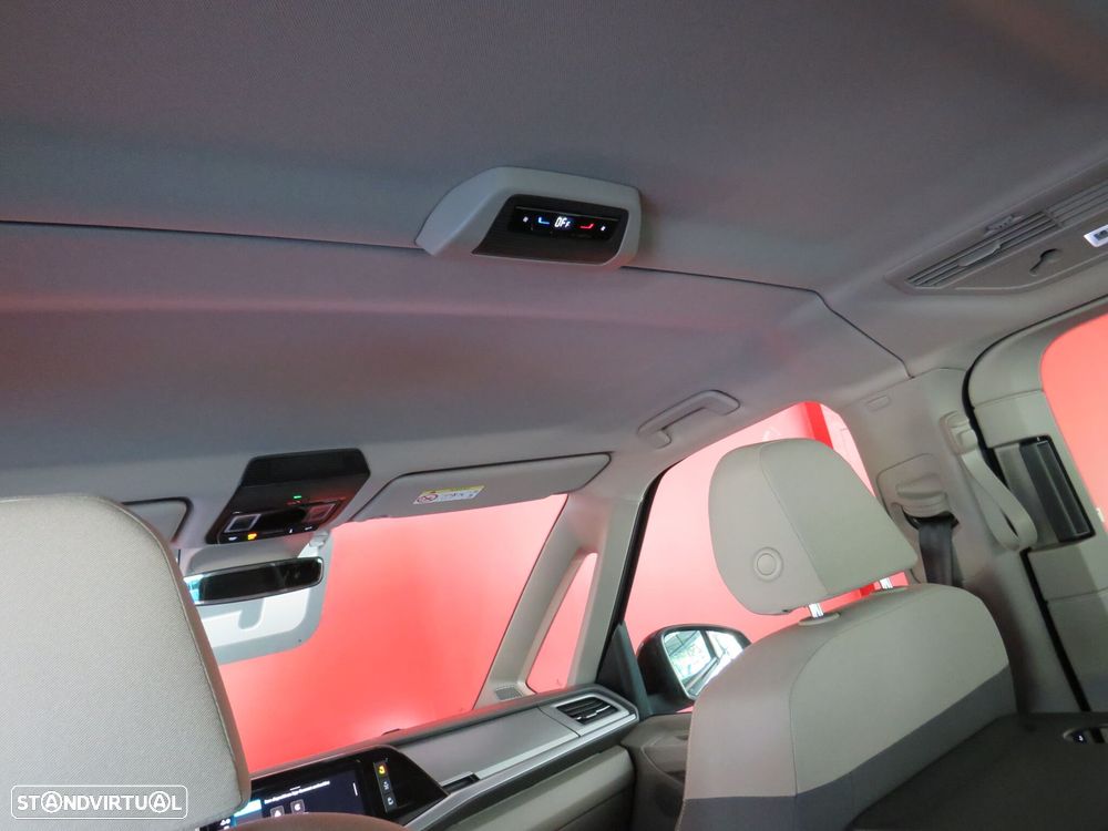 VW Multivan 1.5 TSI e-Hybrid Life Longa DSG - 17