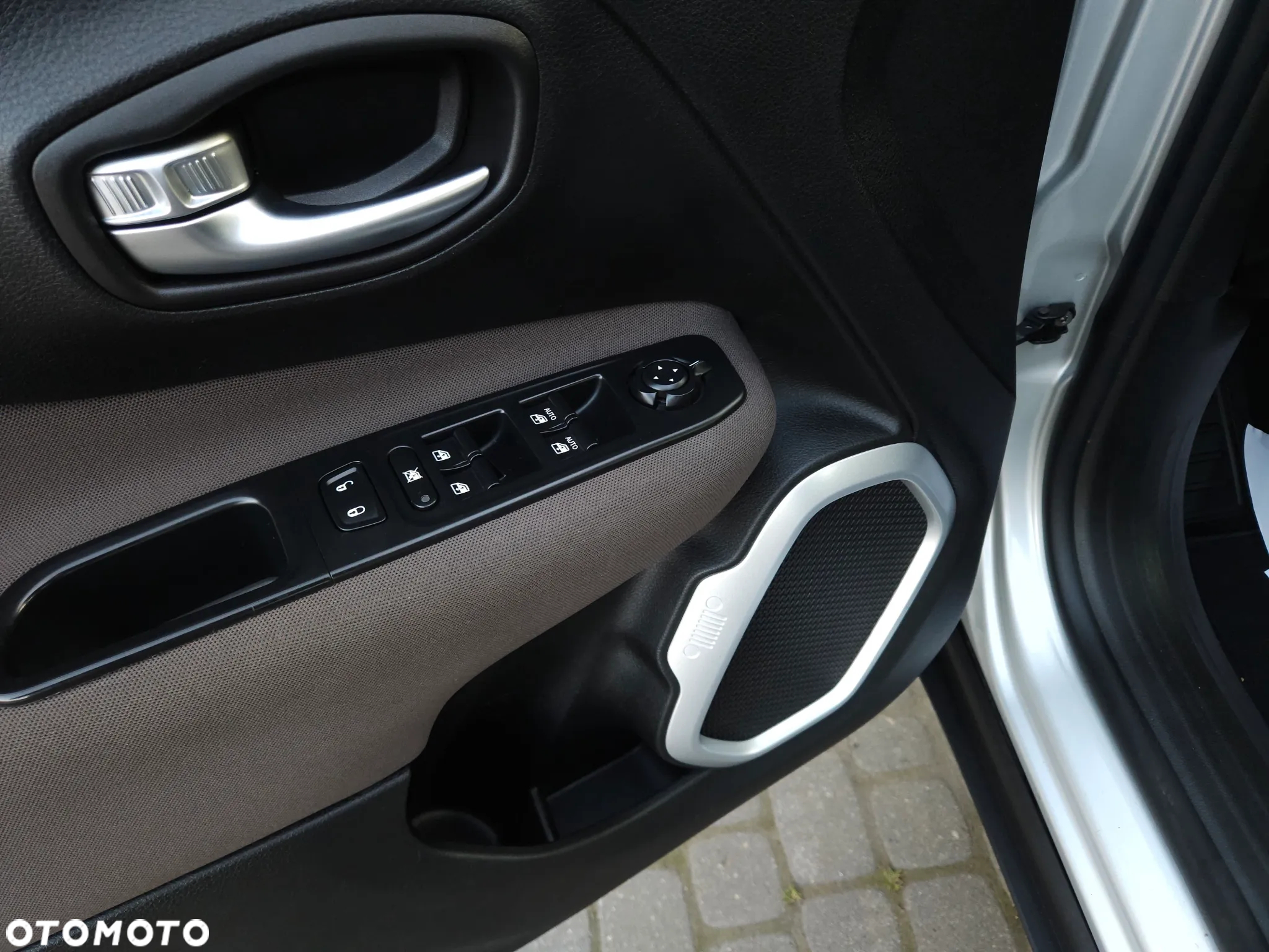 Jeep Renegade 2.0 MultiJet Limited 4WD S&S - 20