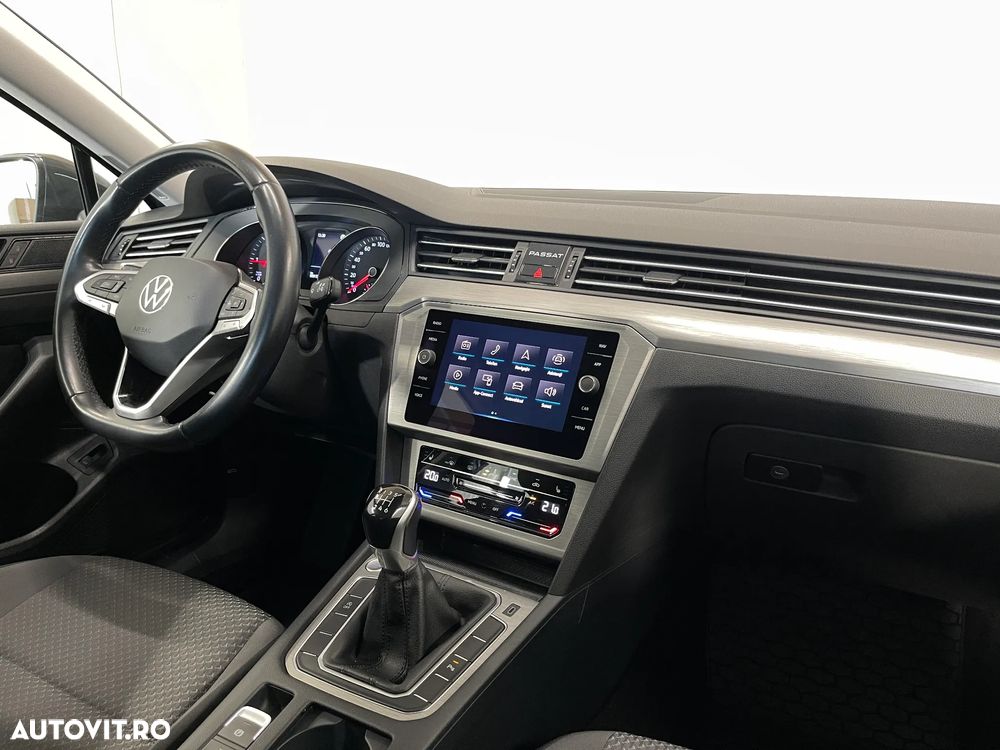 Volkswagen Passat 2.0 TDI Advance - 8