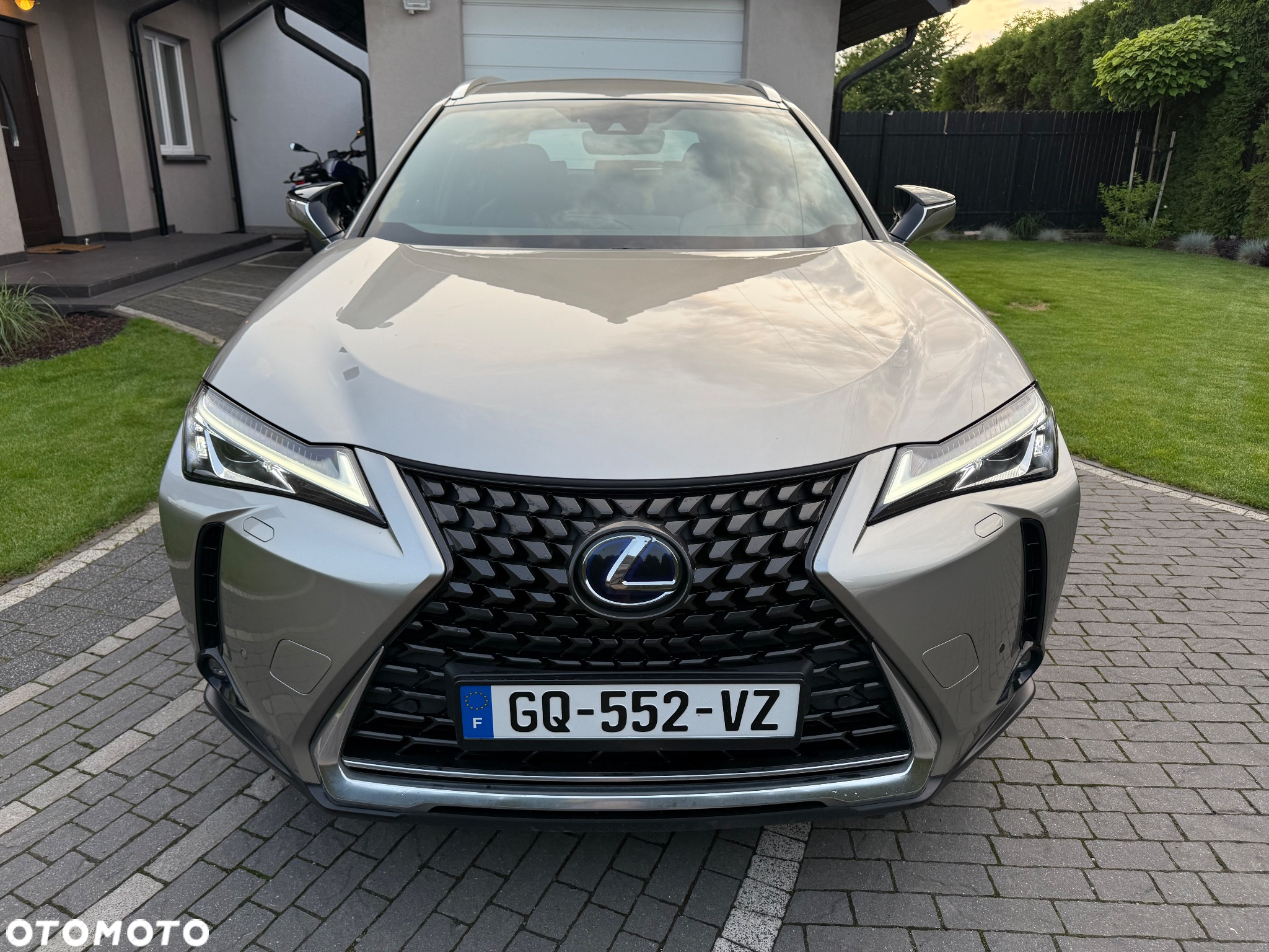 Lexus UX - 6