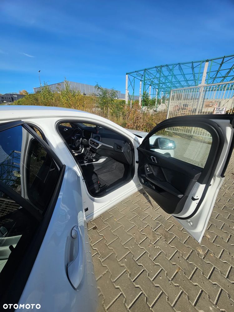 BMW Seria 1 - 16