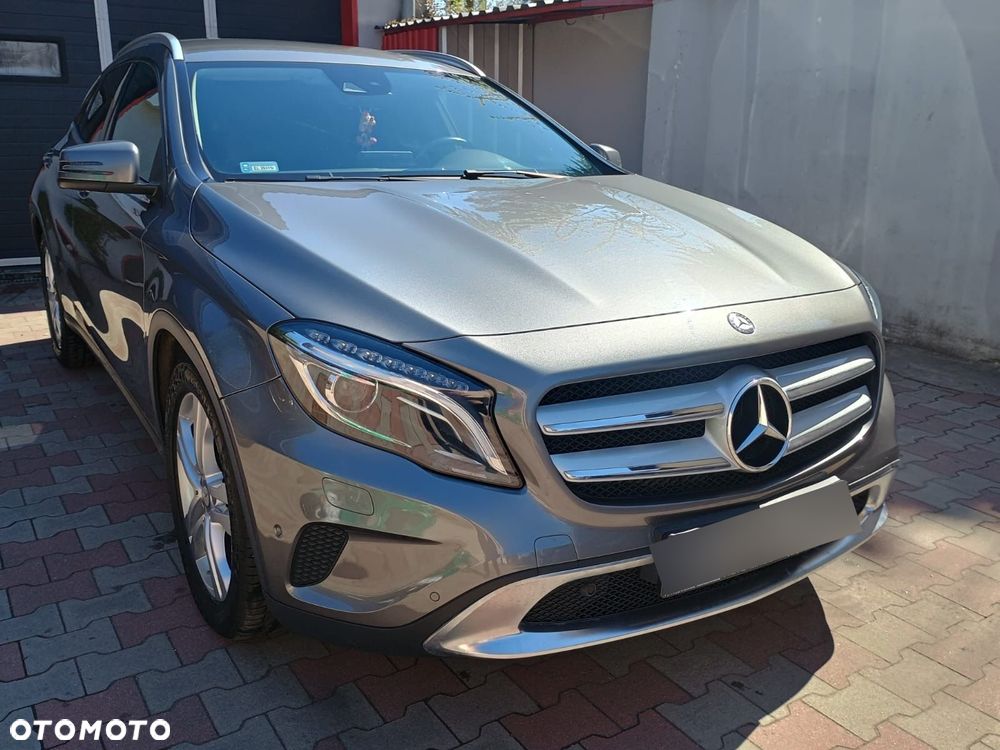 Mercedes-Benz GLA 200 7G-DCT - 1