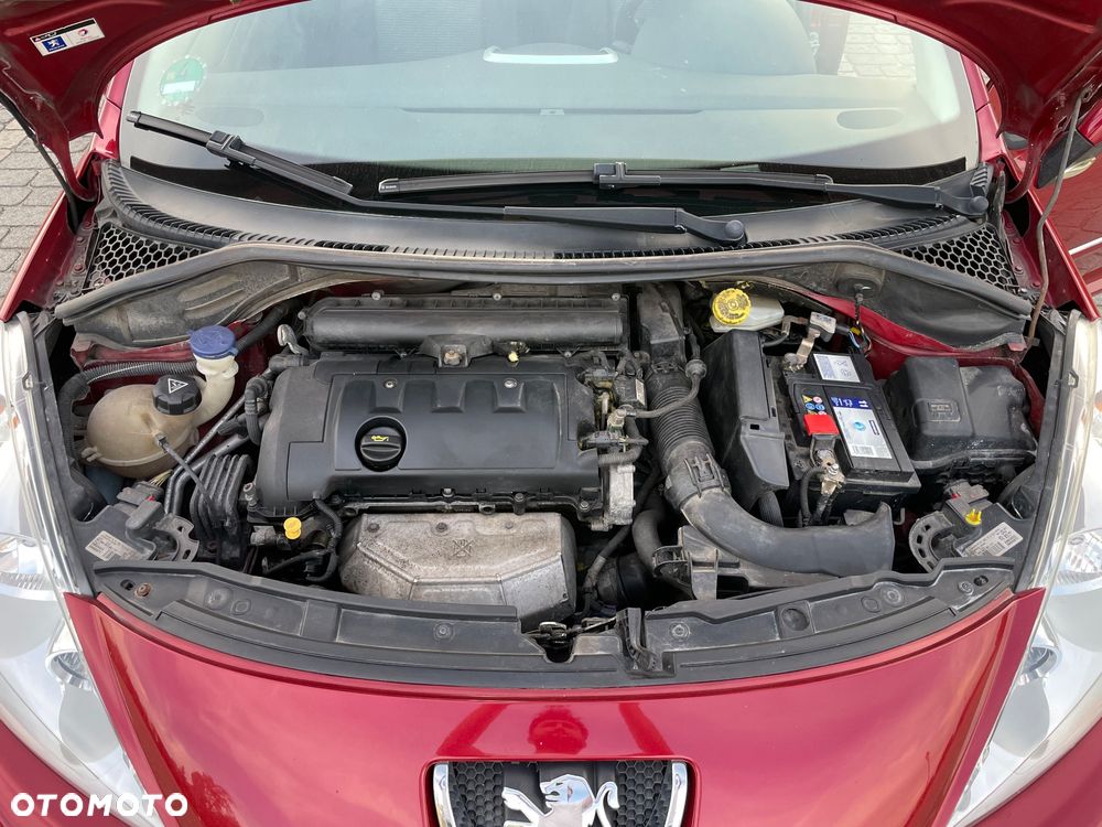 Peugeot 207 - 7