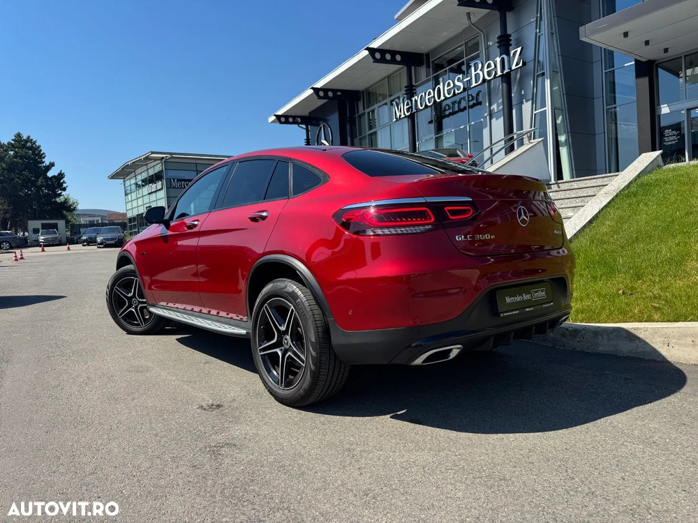 Mercedes-Benz GLC Coupe 300 e 4Matic 9G-TRONIC AMG Line Plus - 17