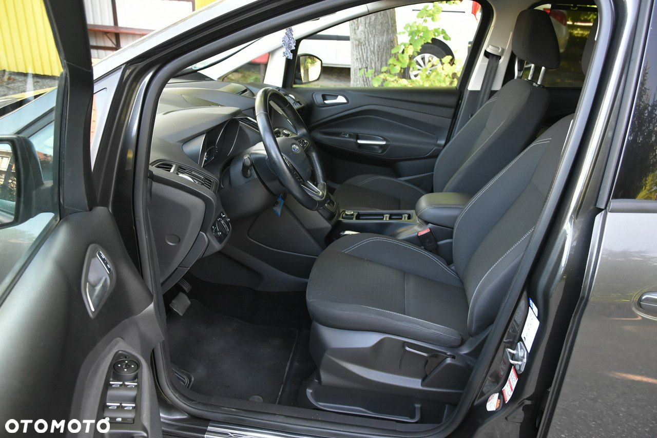 Ford Grand C-MAX - 15