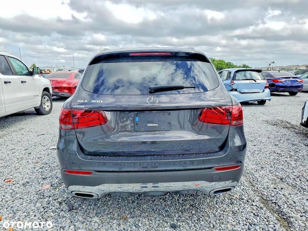 Mercedes-Benz GLC 300 4Matic 9G-TRONIC - 6