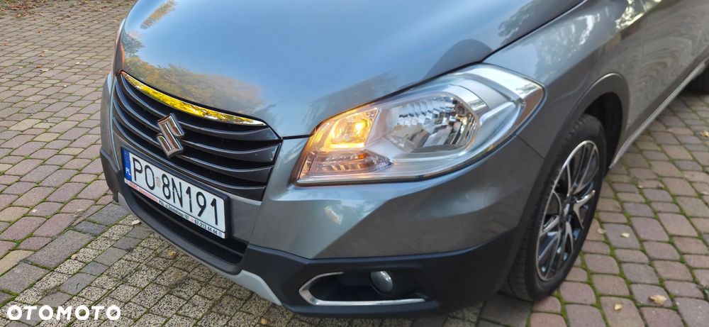Suzuki SX4 S-Cross 1.6 Premium 4WD - 10