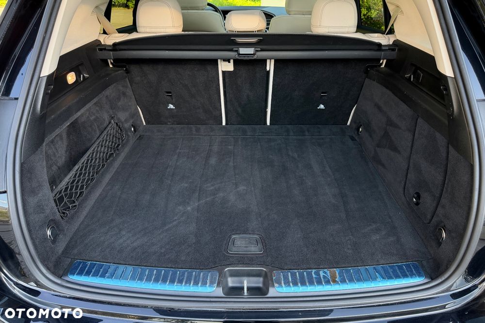 Mercedes-Benz GLE 300 d 4-Matic - 33