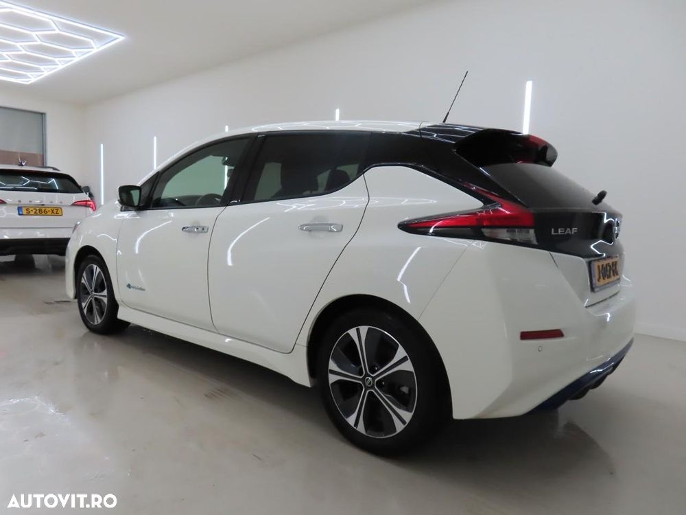 Nissan LEAF 40 kWh Tekna - 18