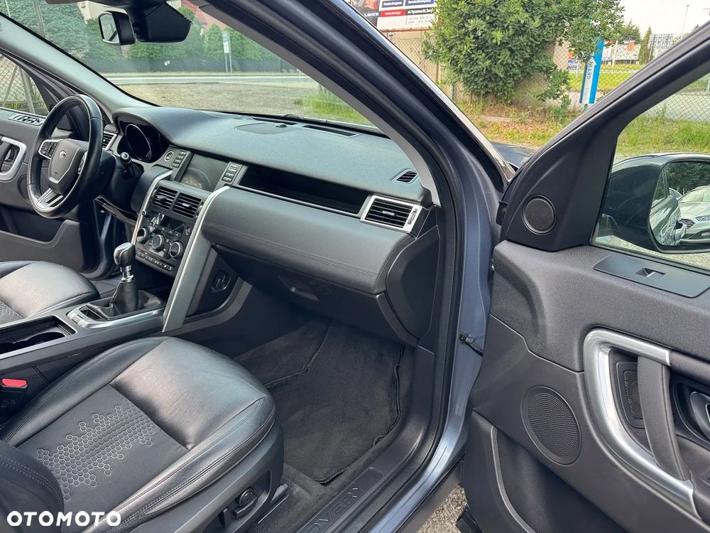 Land Rover Discovery Sport - 31