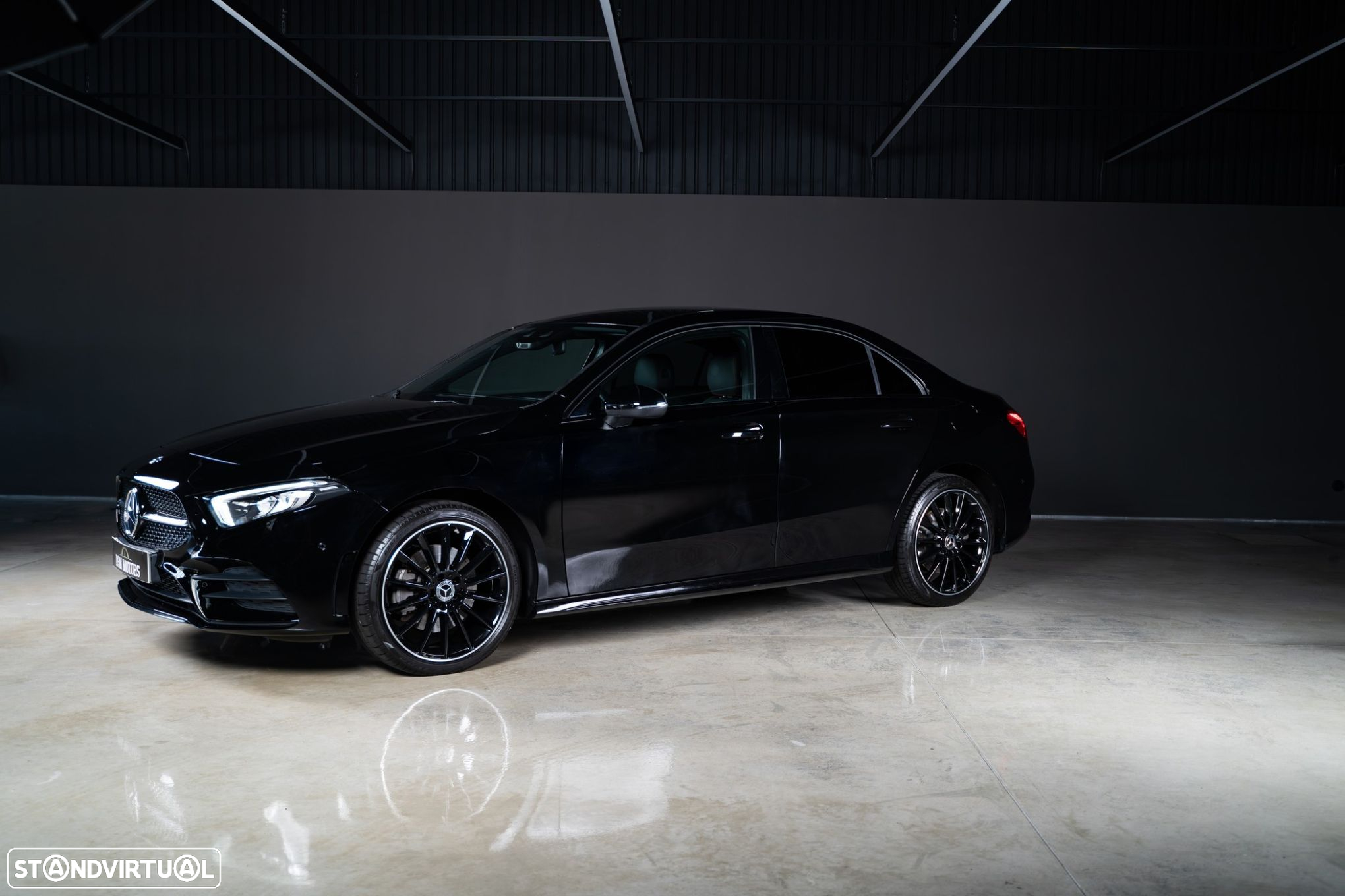 Mercedes-Benz A 250 Limousine e AMG Line - 47
