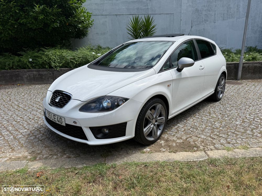 SEAT Leon 2.0 TDI FR - 1