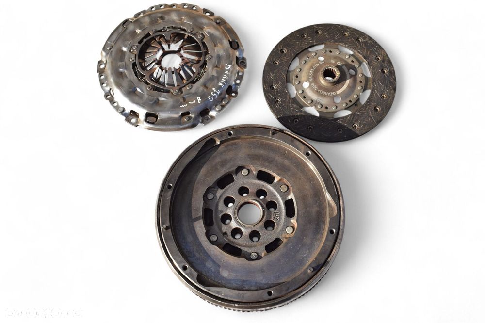 Sprzęgło Koło Dwumasowe PEUGEOT 307 CITROEN C5 2.0 HDI RHR - 1