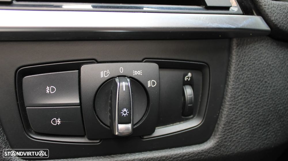 BMW 320 d Sport-Aut. Luxury Line - 26