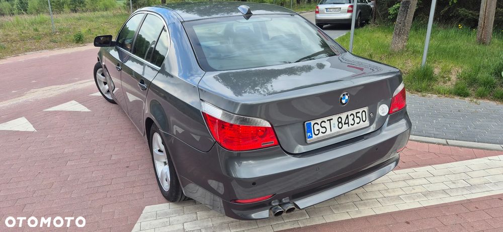 BMW Seria 5 525d - 4