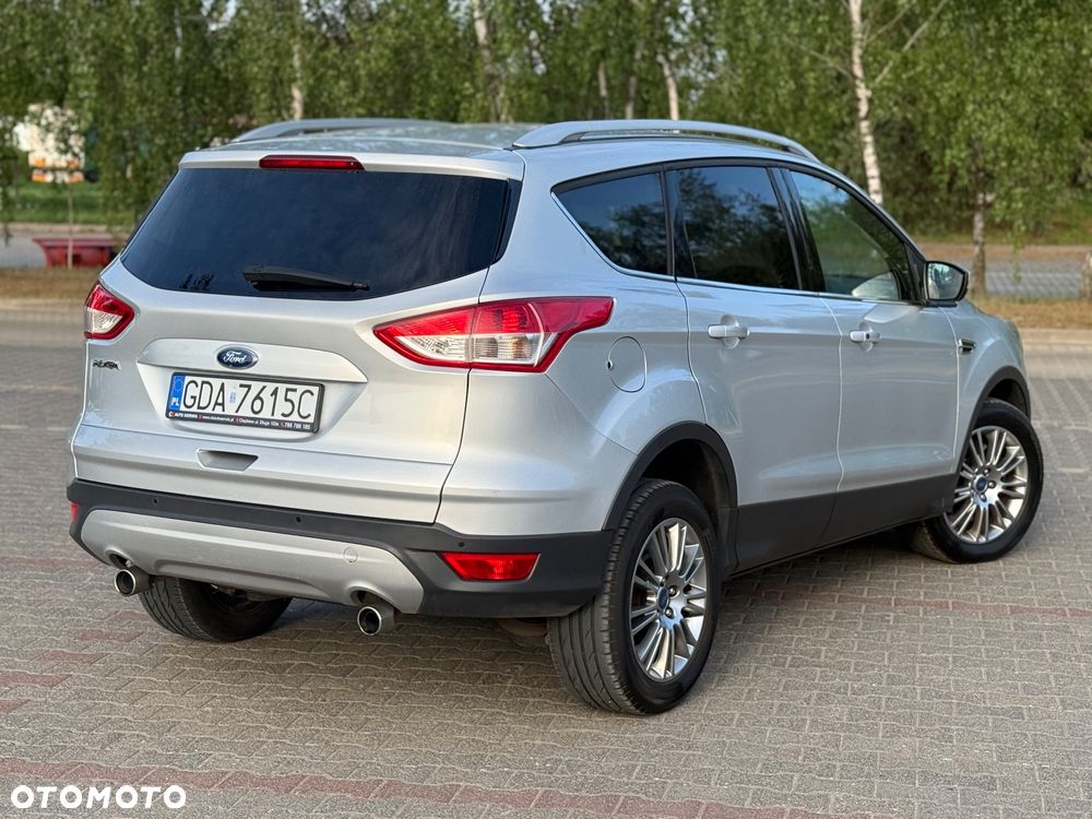 Ford Kuga 2.0 TDCi 2x4 Titanium - 13