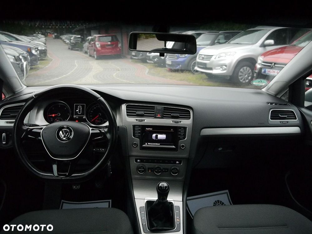 Volkswagen Golf 1.6 TDI BlueMotion Technology Comfortline - 16