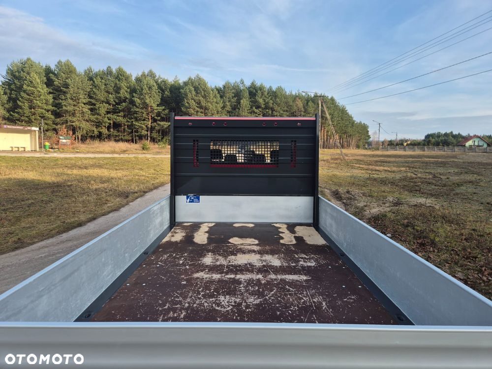 Mercedes-Benz Sprinter - 31