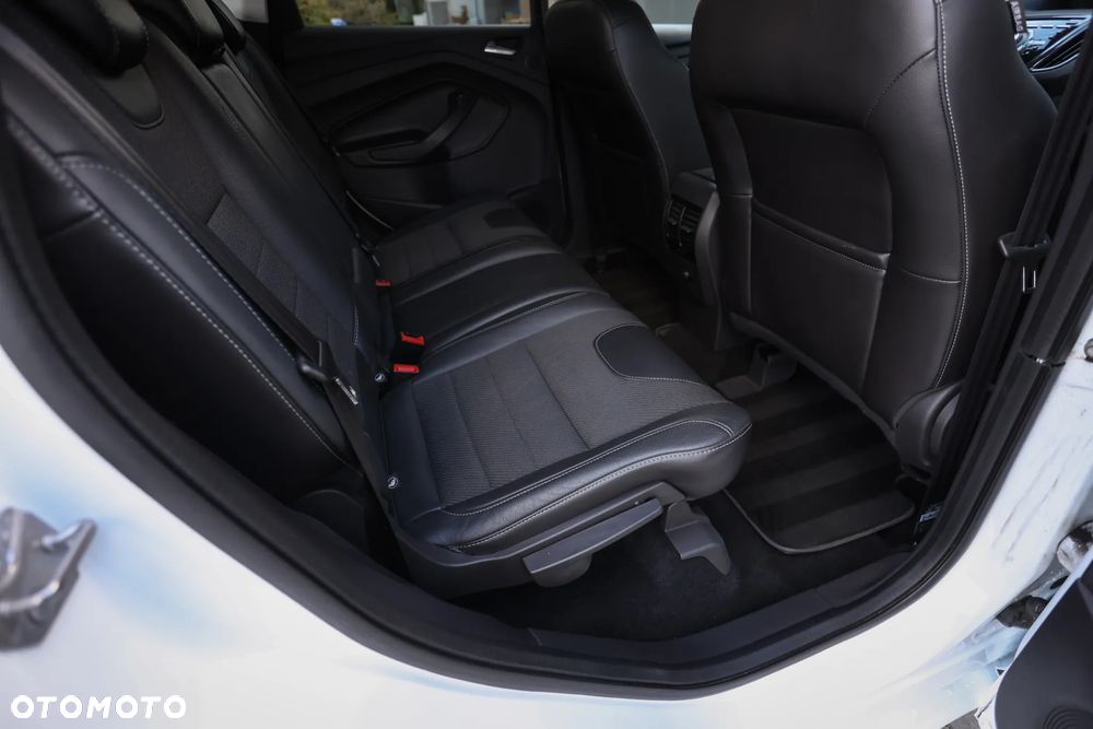 Ford Kuga 2.0 TDCi 4x4 Individual - 16