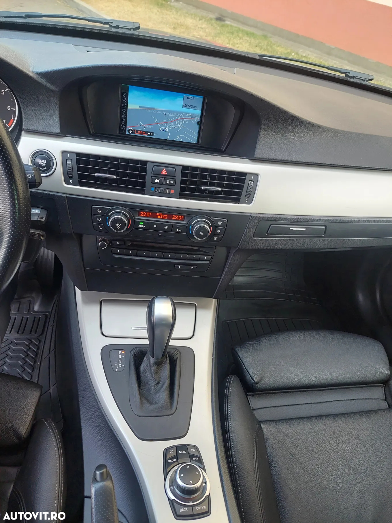 BMW Seria 3 318i Aut. - 9