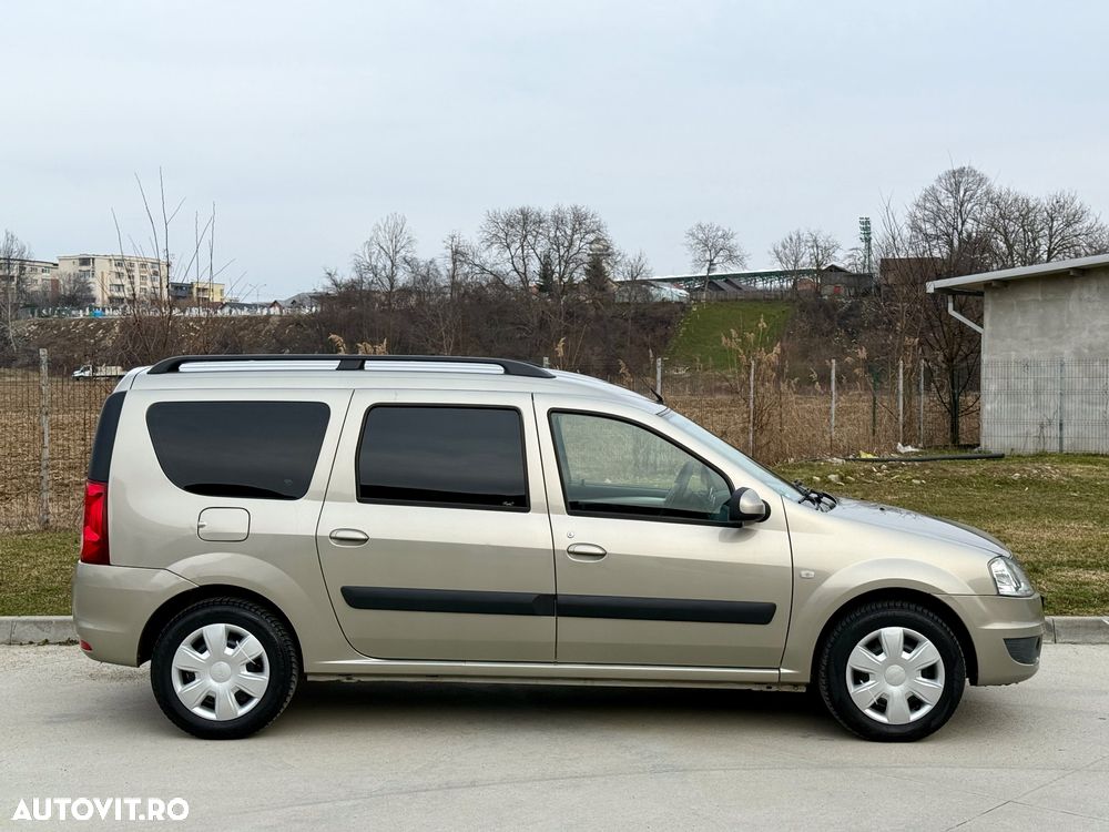 Dacia Logan 1.6 16V Laureate - 11