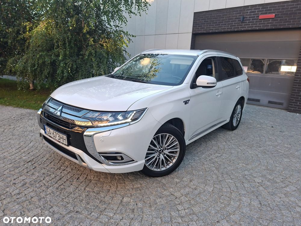 Mitsubishi Outlander Intense - 36