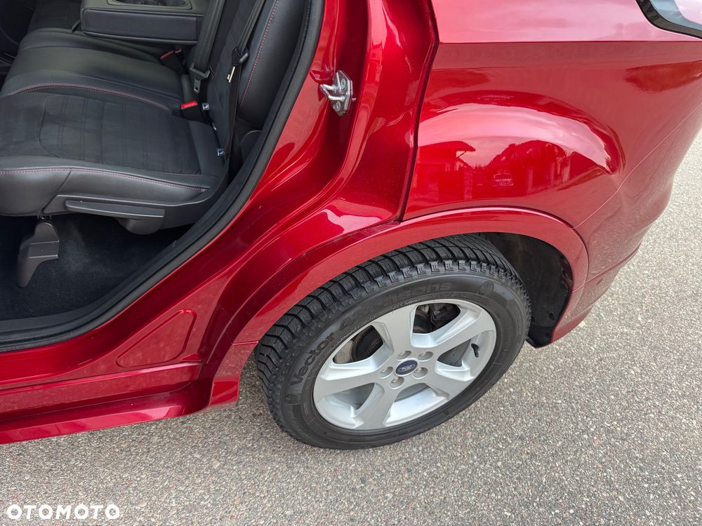 Ford Kuga 2.0 TDCi 4x4 ST-Line - 23