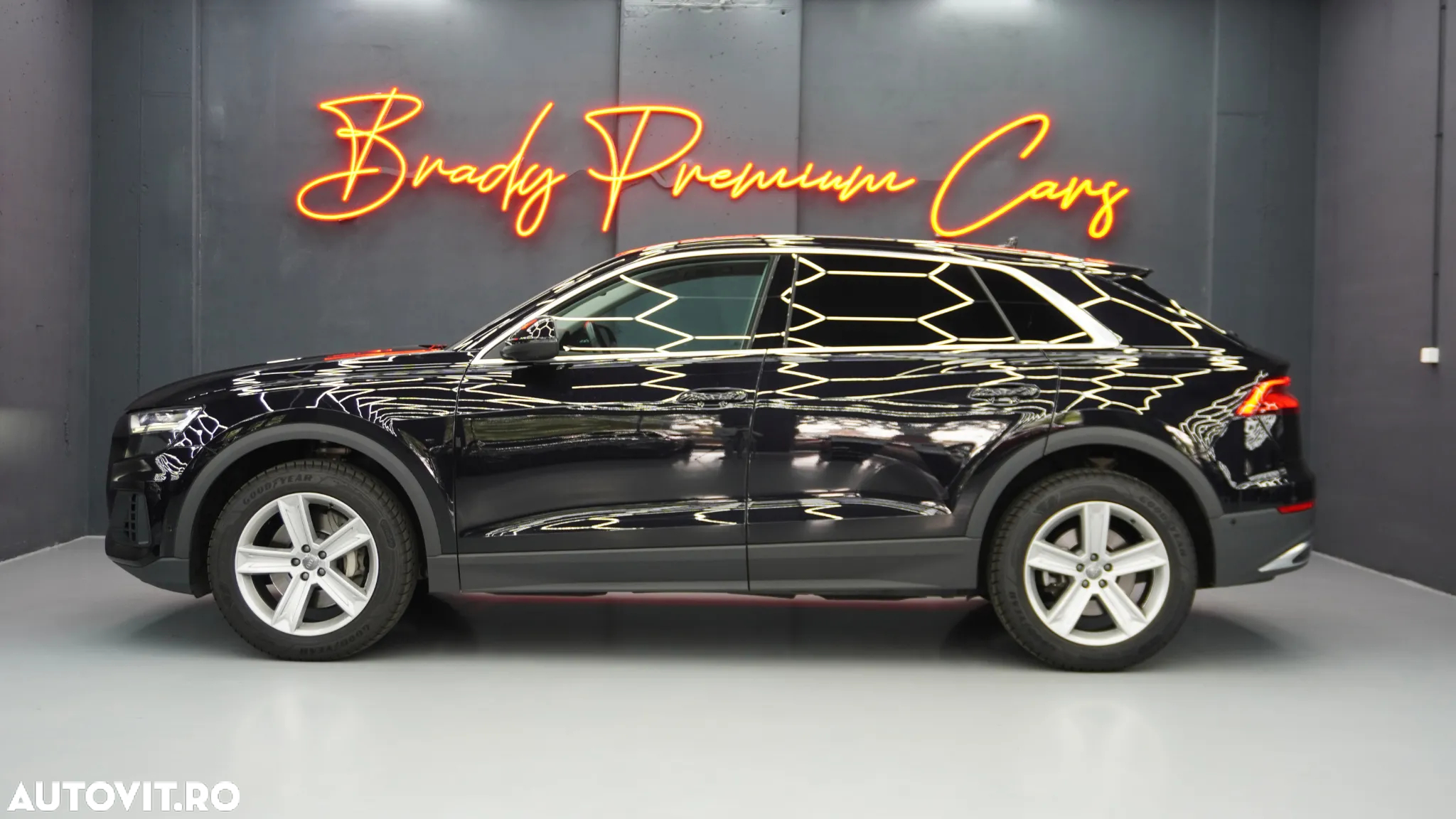 Audi Q8 3.0 55 TFSI quattro Tiptronic MHEV - 3