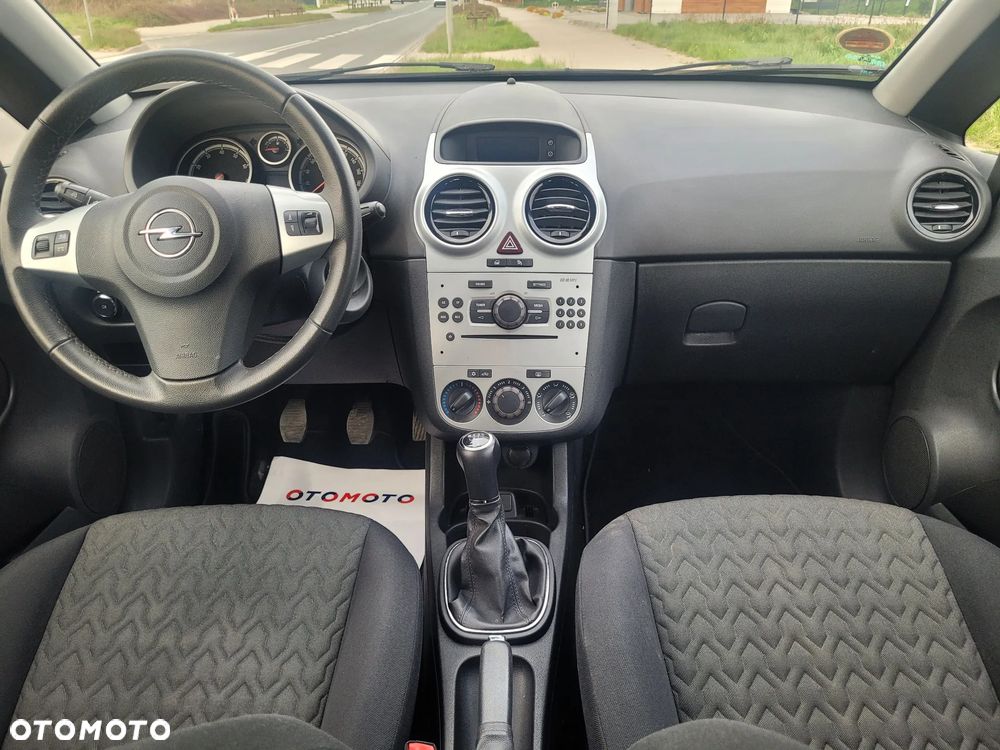 Opel Corsa 1.4 16V Active - 17