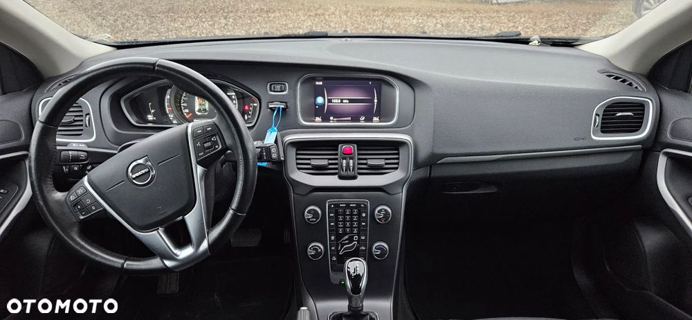 Volvo V40 D2 Geartronic - 36