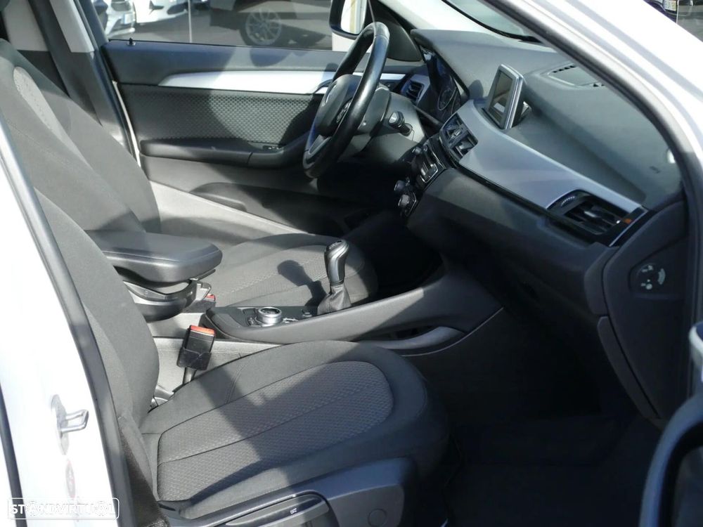 BMW X1 16 d sDrive Advantage - 32