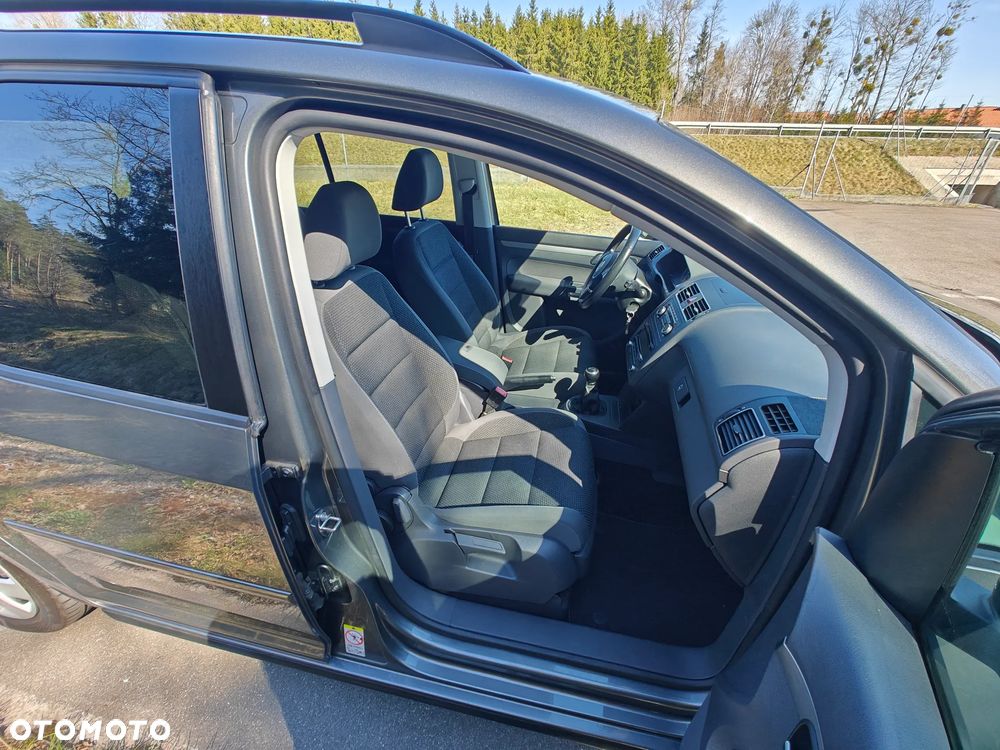 Volkswagen Touran 2.0 TDI DPF Comfortline - 20