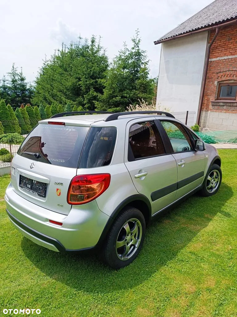 Suzuki SX4 1.6 Comfort 4WD - 5