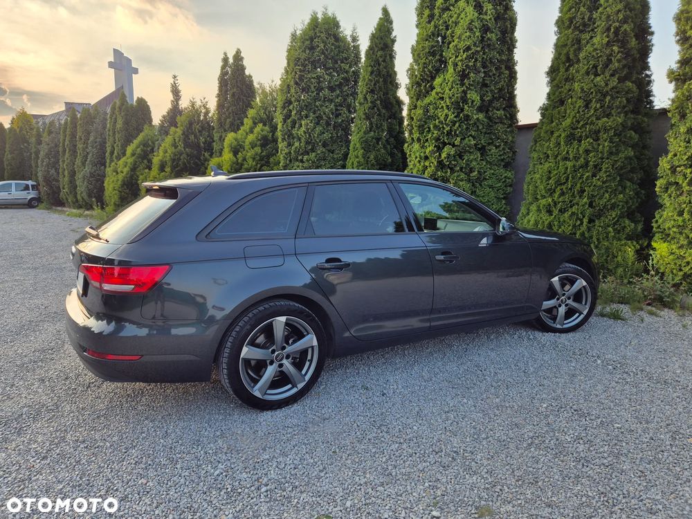 Audi A4 Avant 35 TDI S tronic design - 31
