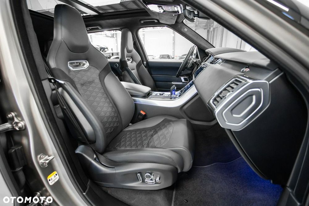 Land Rover Range Rover Sport - 24