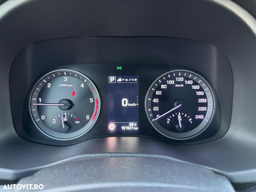 Hyundai Tucson blue 1.7 CRDi 2WD DCT Style - 9