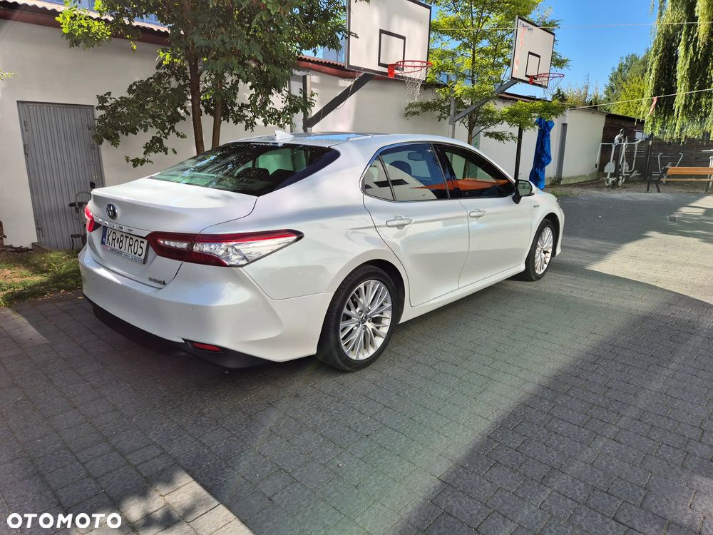 Toyota Camry 2.5 Hybrid Executive CVT - 7
