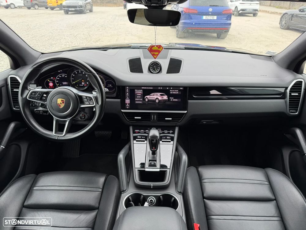 Porsche Cayenne E-Hybrid Tiptronic S Platinum Edition - 8