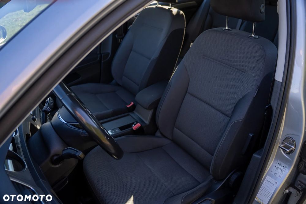 Volkswagen Golf VII Variant Diesel Comfortline - 19